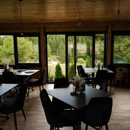 Mountain House Popovic Tara