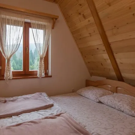 Mountain House Popovic Tara *