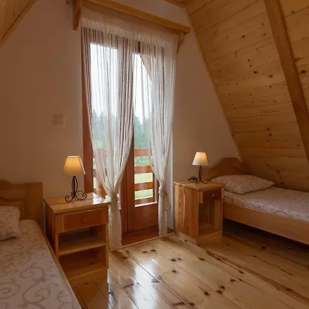 Mountain House Popovic Tara *