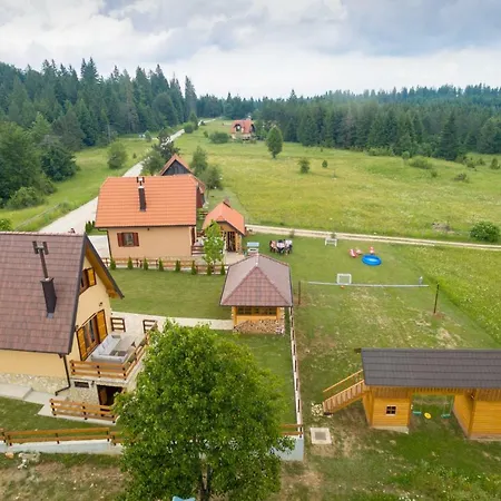 Mountain House Popovic Tara
