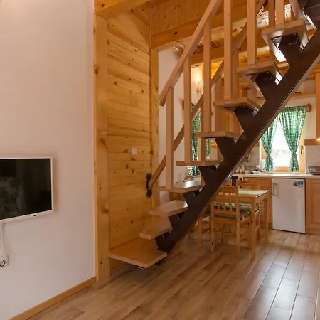 Mountain House Popovic Tara
